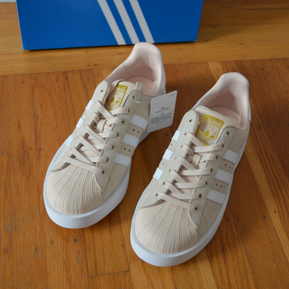 LAST ONE‼️ ADIDAS Originals Superstar Sneakers - Picture 3 of 8